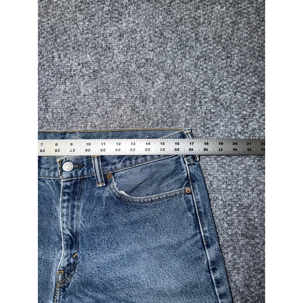 Levi's 505 Regular Fit Straight Leg Jeans Medium Wash 33x32 Y2K - Picture 8 of 9